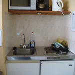 La Chaumiere 2*