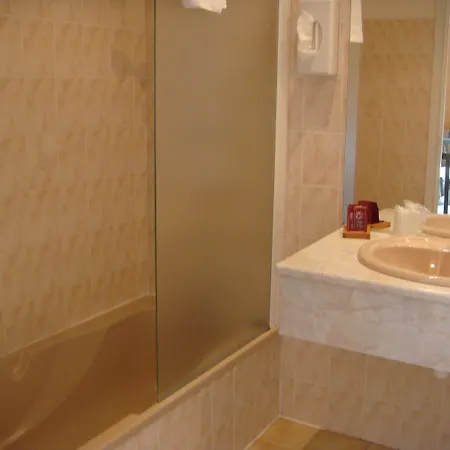 La Chaumiere 圣让-德蒙