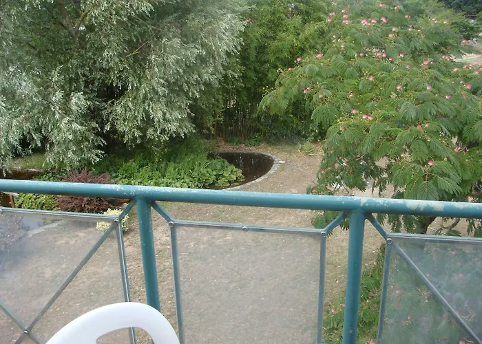 La Chaumiere Hotel 2*