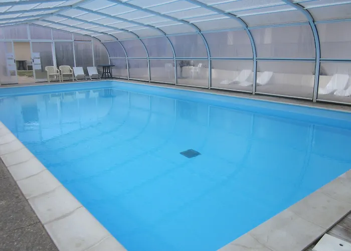 La Chaumiere Hotel 2*