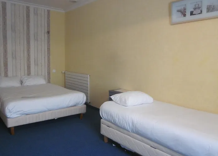 La Chaumiere 2* 圣让-德蒙