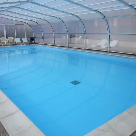 La Chaumière Hotel 2*