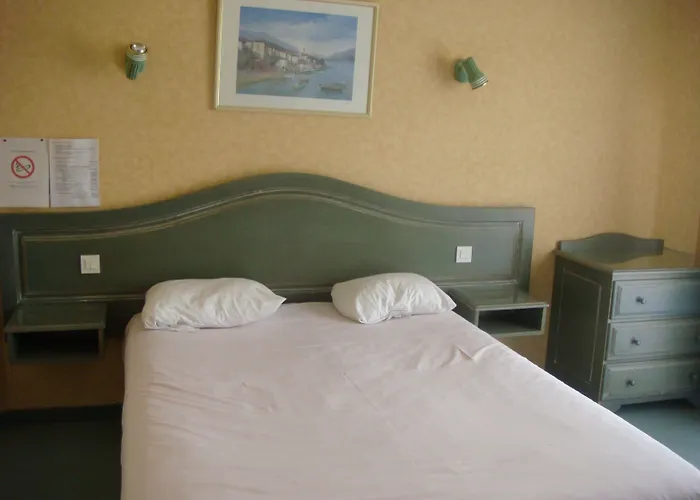 Szálloda La Chaumiere 2*