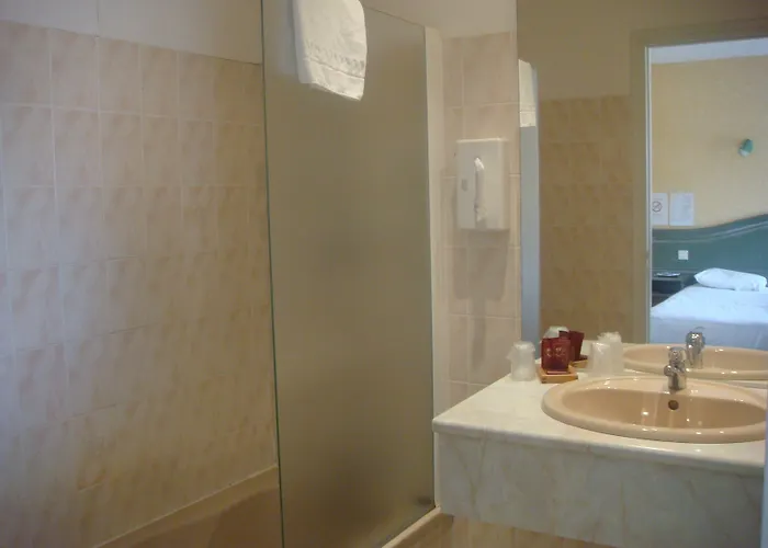 Szálloda La Chaumiere 2*